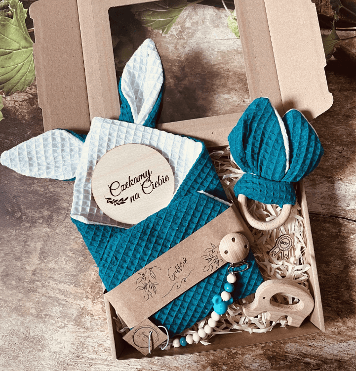 Baby Box dla noworodka Gift Box prezent dla niemowlaka - zestaw wafelkowy