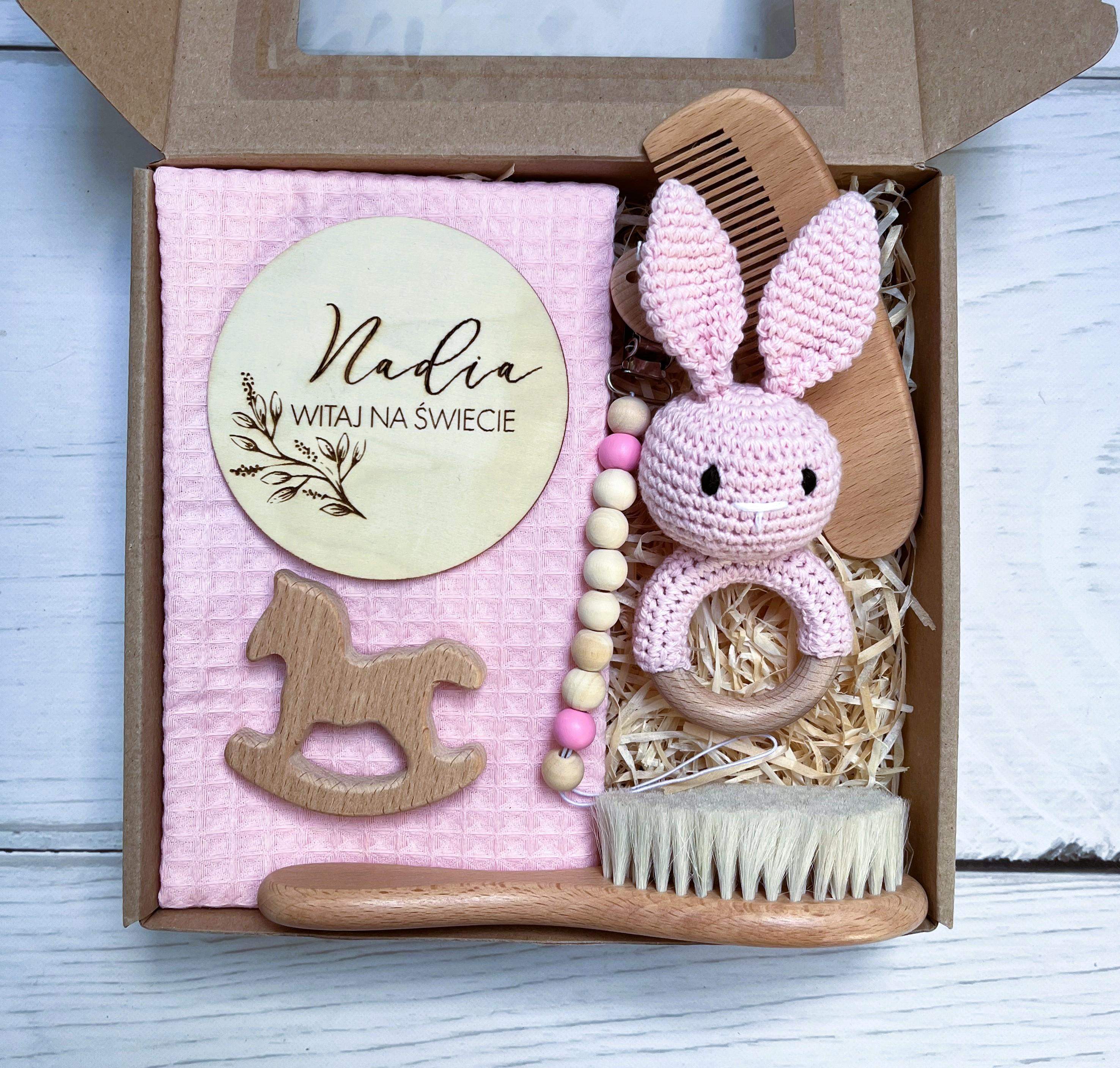 Gift Box dla Niemowlaka – Wyjątkowy Prezent na Baby Shower i Chrzest